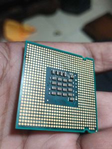 Intel Pentium 4 CPU - Vintage Computer Component