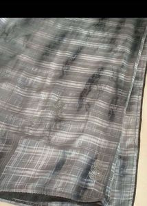 Pretty Grey Shaded Saree