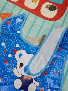 Cute Bear Print Baby Bib.   Not Used Once ...