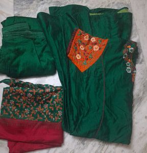 Green Embroidered Kurta Set