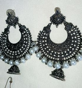 Combo Of 2 Silver Jhumkas.