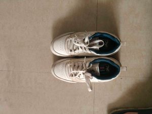 Women Redtape Sneakers