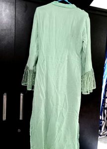 Elegant Green Embroidered Kurta set