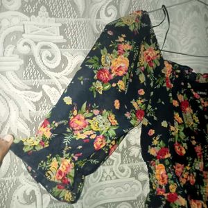 Floral Print Smocked Waist Top