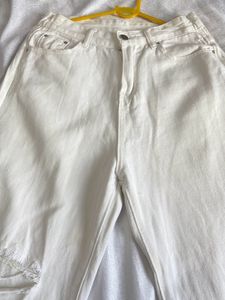 🐼Urbanic White-Denim-jeans🐼