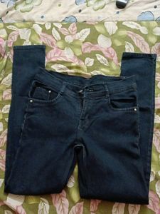 Women&#39;s Black Jean