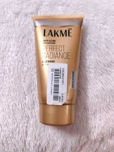 Lakme Perfect Radiance Facewash