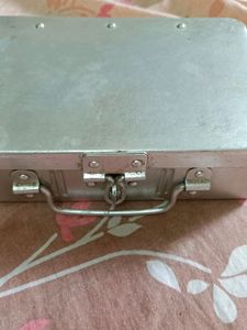 Aluminium Peti No Defects..Used