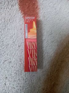 Maybelline Superstay Vinyl Ink - Sriracha