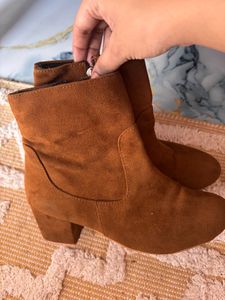 Solid Brown Suede Boots