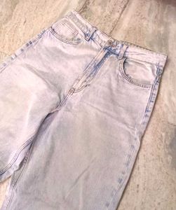 Light Wash Denim Jeans