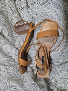 Buckle Heel