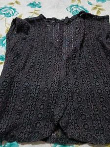 3 Sleeveless Overcoat