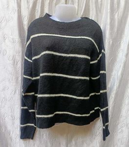 H&amp;m Striped Knit Pullover 🖤
