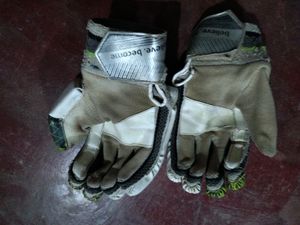 Batting Gloves For Cricket