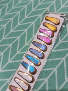 2 Bracelet And 1 Pack Of Hair Clips