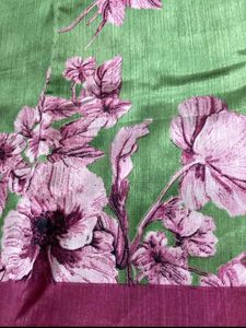 New Floral Saree Without Blouse