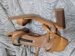Buckle Heel