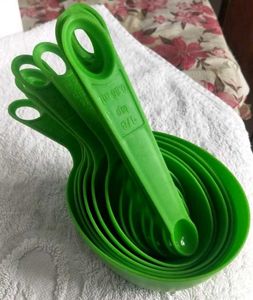 Green Measuring Spoons Set