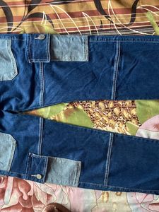 STRAIGHT FIT GANT BRAND JEANS .