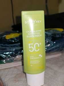 Dot &amp; Key Cica Sunscreen SPF 50