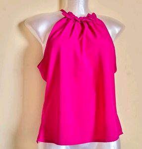 🆕 Piece Size Medium Pink Halter Top