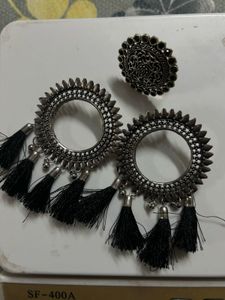 I M Selling Earings And Ring