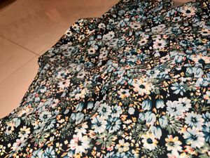 Green Flower Top