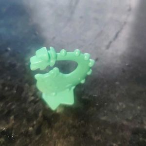 Kinder Surprise Toy Figure 2pis