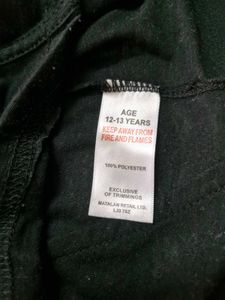 Black Sleeveless Top 12-13y