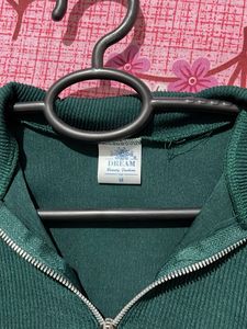 Women Green Collared Top