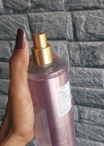 Victoria&#39;s Secret Velvet Petals