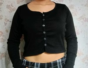 Black Long Sleeve Crop Top
