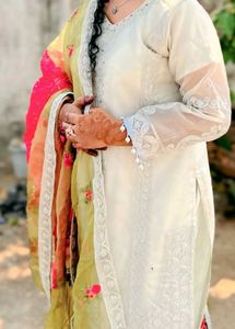 Elegant Embroidered Salwar Kameez
