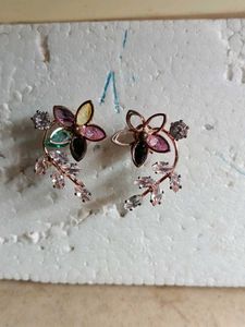 Flower Shaped Jewel Ear Rings