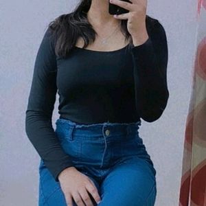 Women's Black Sqare Neck Crop Top