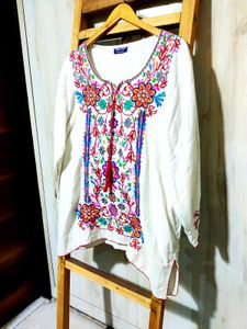 Embroidered off White Top size-44-46