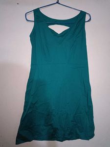 Green Sleeveless Dress