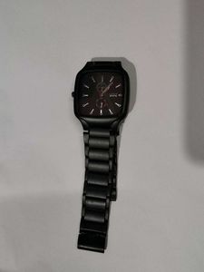 Sleek Black Wrist Watch