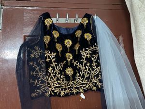 Crop top nd skirt