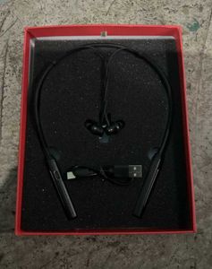 smart watch and free new neck headphone