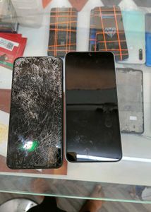 Combo Of 2 Damage Mobile Phone