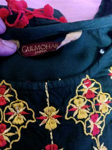Women&#39;s GREEN ANARKALI KURTI