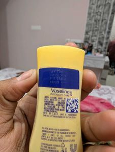 Cute Vaseline Deep Moisture Lotion