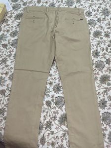 Men&#39;s Khaki Trousers