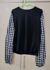 LONG SLEEVE TOP