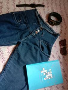 Slim Jeans 👖- High Waist