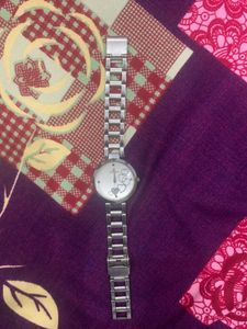 Elegant Geneva Women&#39;s Watch
