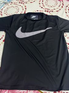 Nike Unisex Gym Tshirt