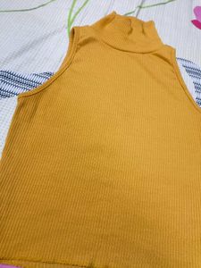 Highneck Mustard Top